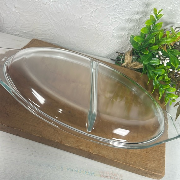 PYREX VTG Pink Daisy Divided Casserole w/Lid 1.5 qt Pink Pyrex Serving Dish VTG - Picture 5 of 16